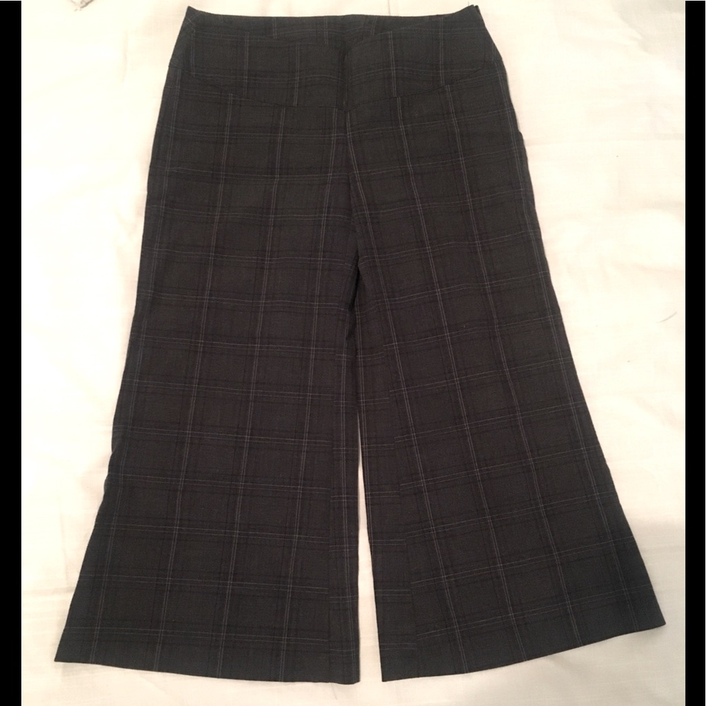 Plaid Capri Dress Pants